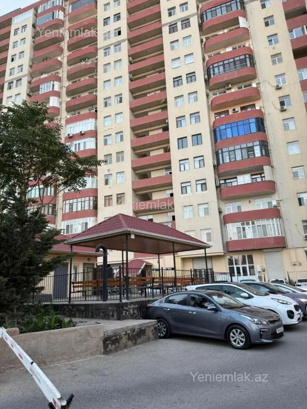 Satılır 2 otaqlı yeni tikili 112 m²