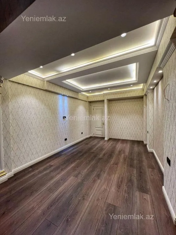 Satılır 2 otaqlı yeni tikili 112 m²