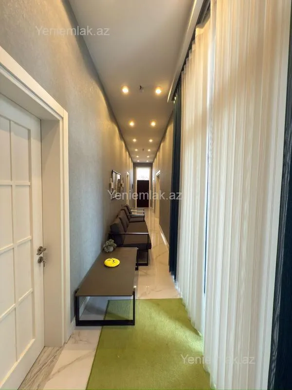 Satılır 5 otaqlı həyət evi 220 m²