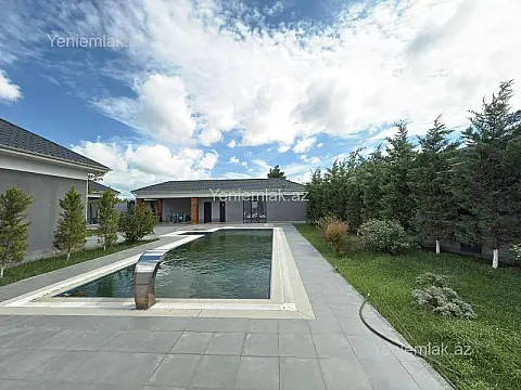 Satılır 5 otaqlı həyət evi 220 m²