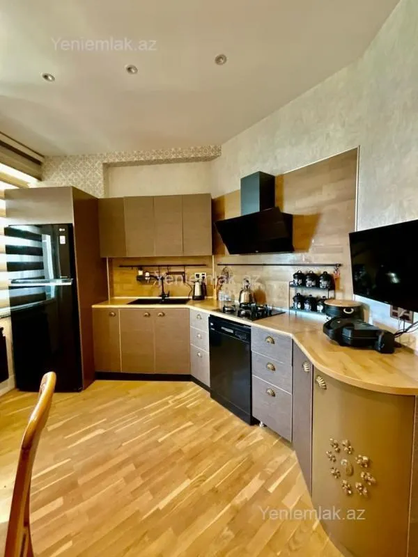 Satılır 3 otaqlı yeni tikili 111 m²