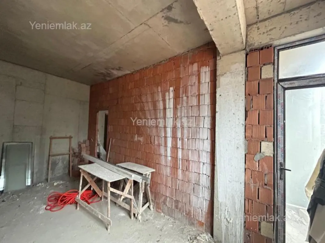 Satılır 2 otaqlı yeni tikili 85.5 m²