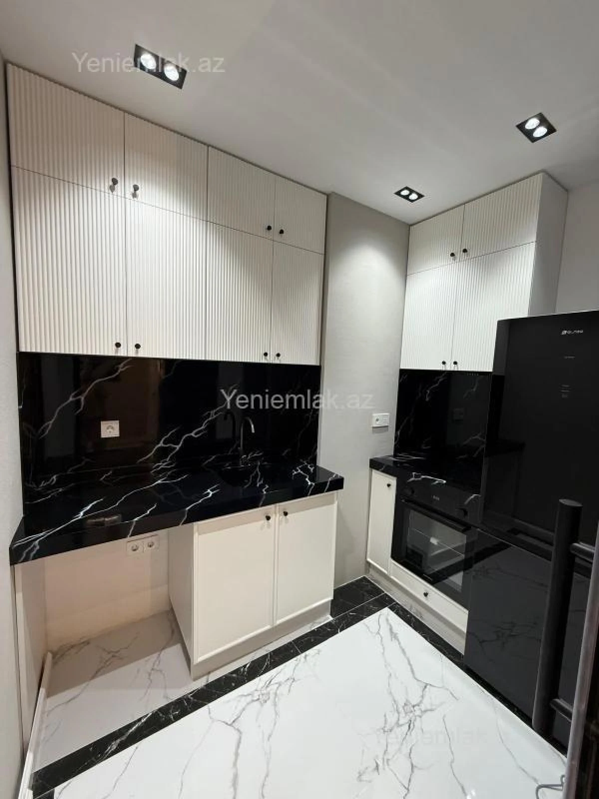 Satılır 2 otaqlı yeni tikili 68 m²