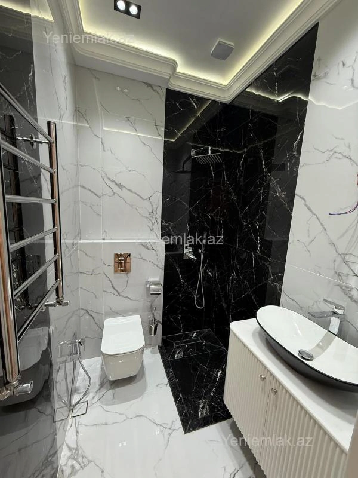 Satılır 2 otaqlı yeni tikili 68 m²