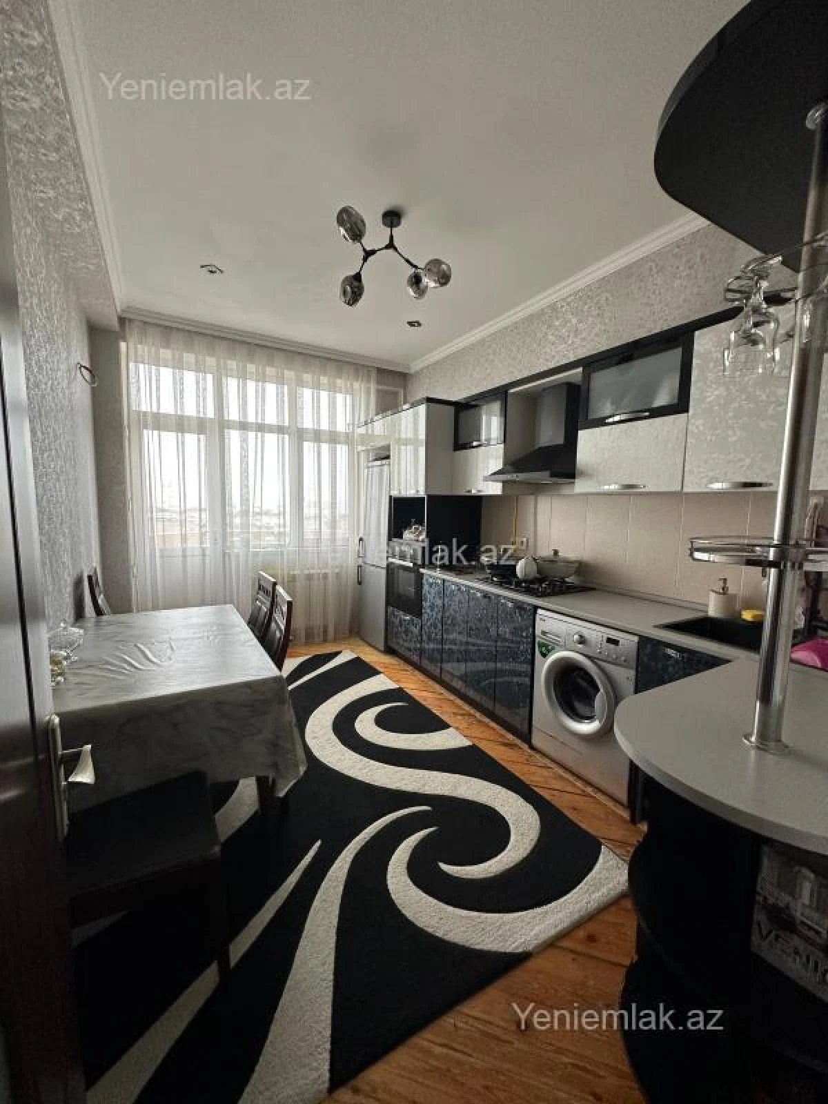 Satılır 3 otaqlı yeni tikili 105 m²