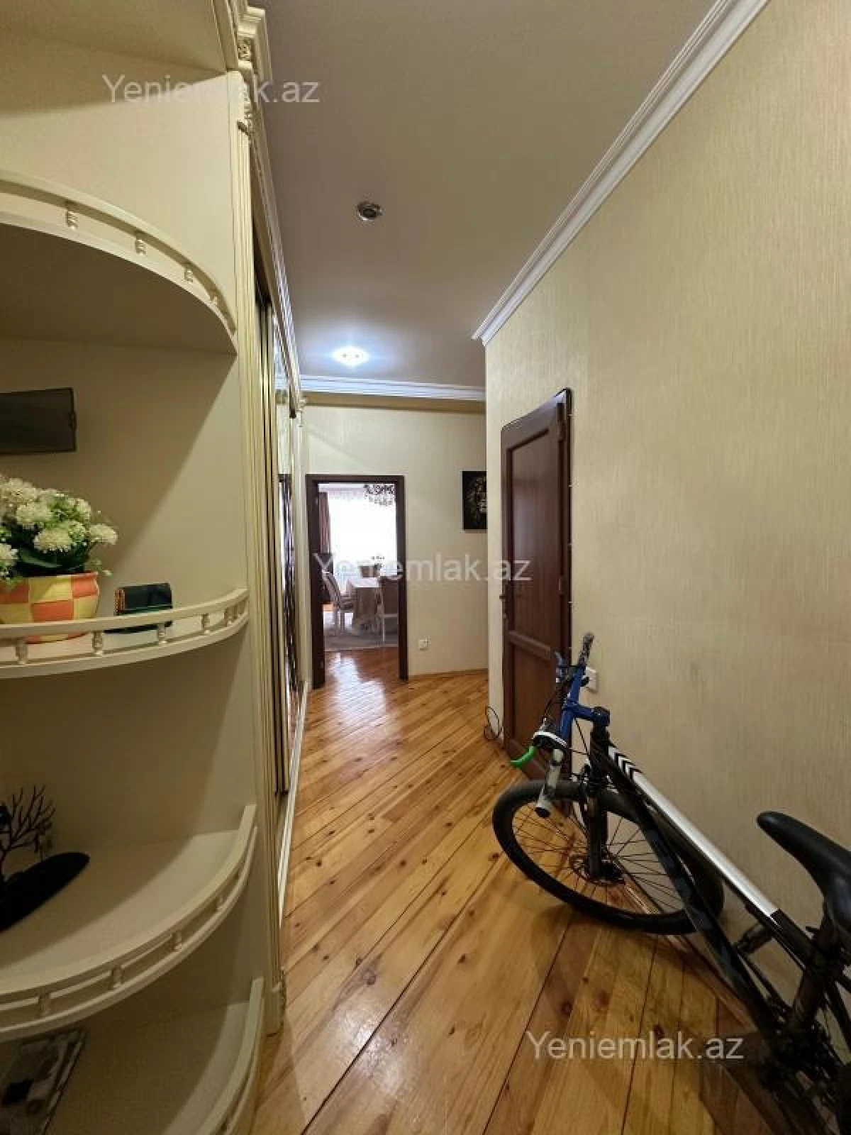 Satılır 3 otaqlı yeni tikili 105 m²