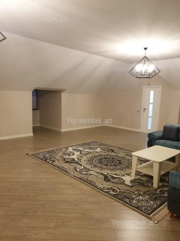 Satılır 8 otaqlı həyət evi 500 m²