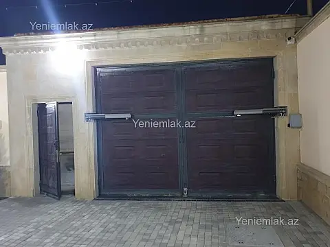 Satılır 8 otaqlı həyət evi 500 m²