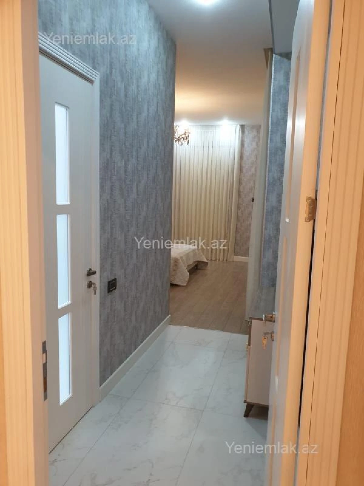 Satılır 8 otaqlı həyət evi 500 m²