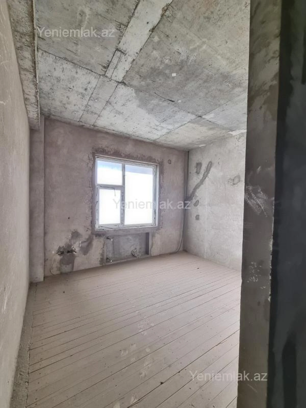 Satılır 4 otaqlı yeni tikili 185 m²
