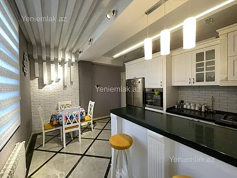 Satılır 4 otaqlı yeni tikili 146 m²
