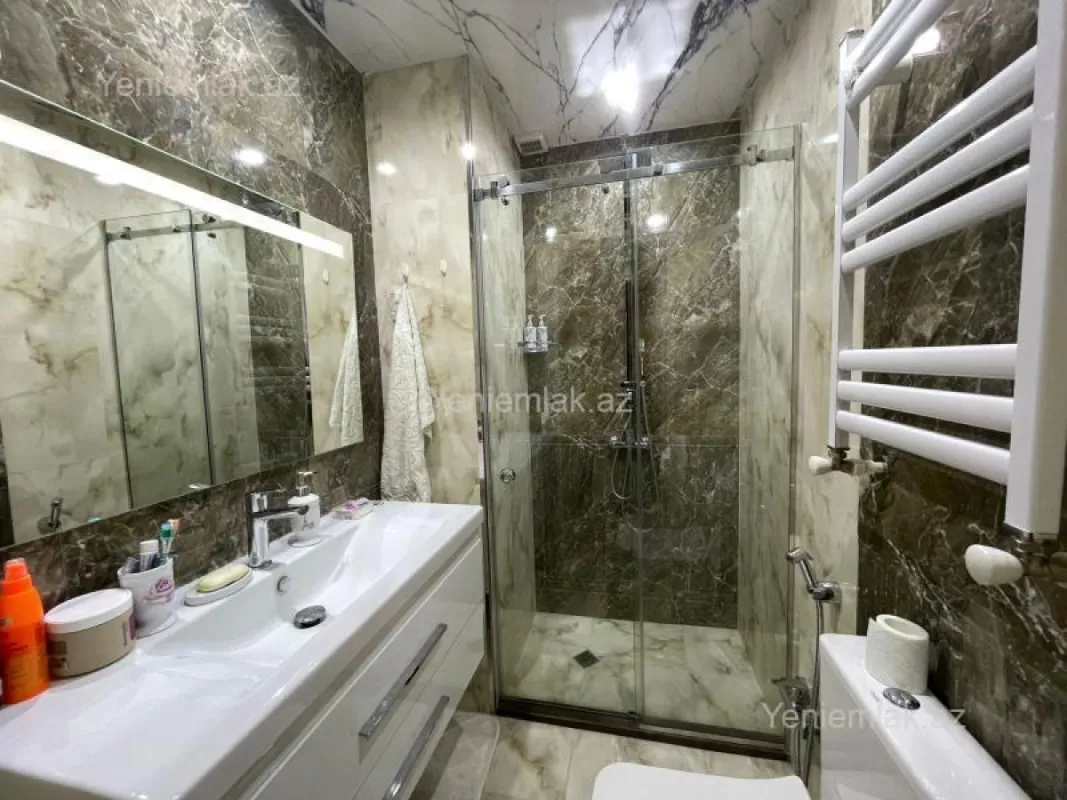 Satılır 4 otaqlı yeni tikili 146 m²