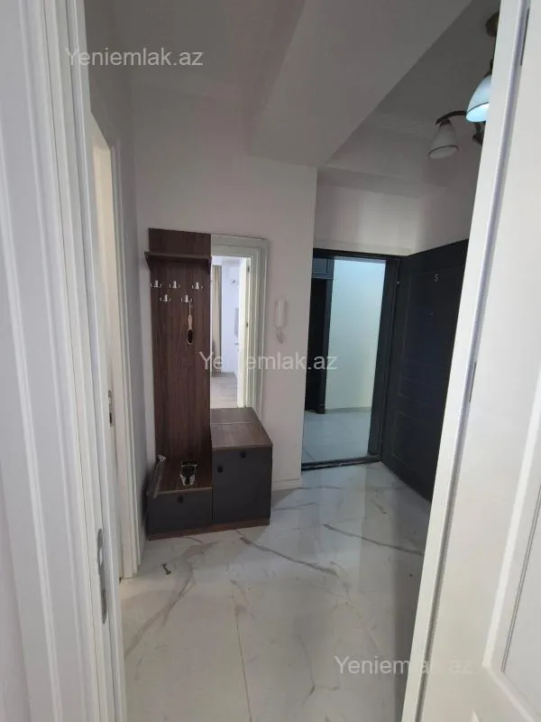 Satılır 3 otaqlı yeni tikili 50 m²