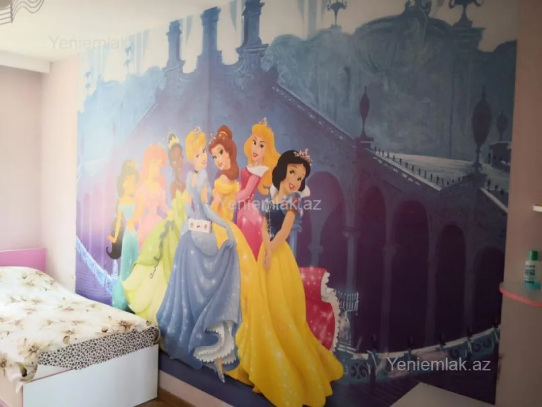 Satılır 4 otaqlı həyət evi 220 m²