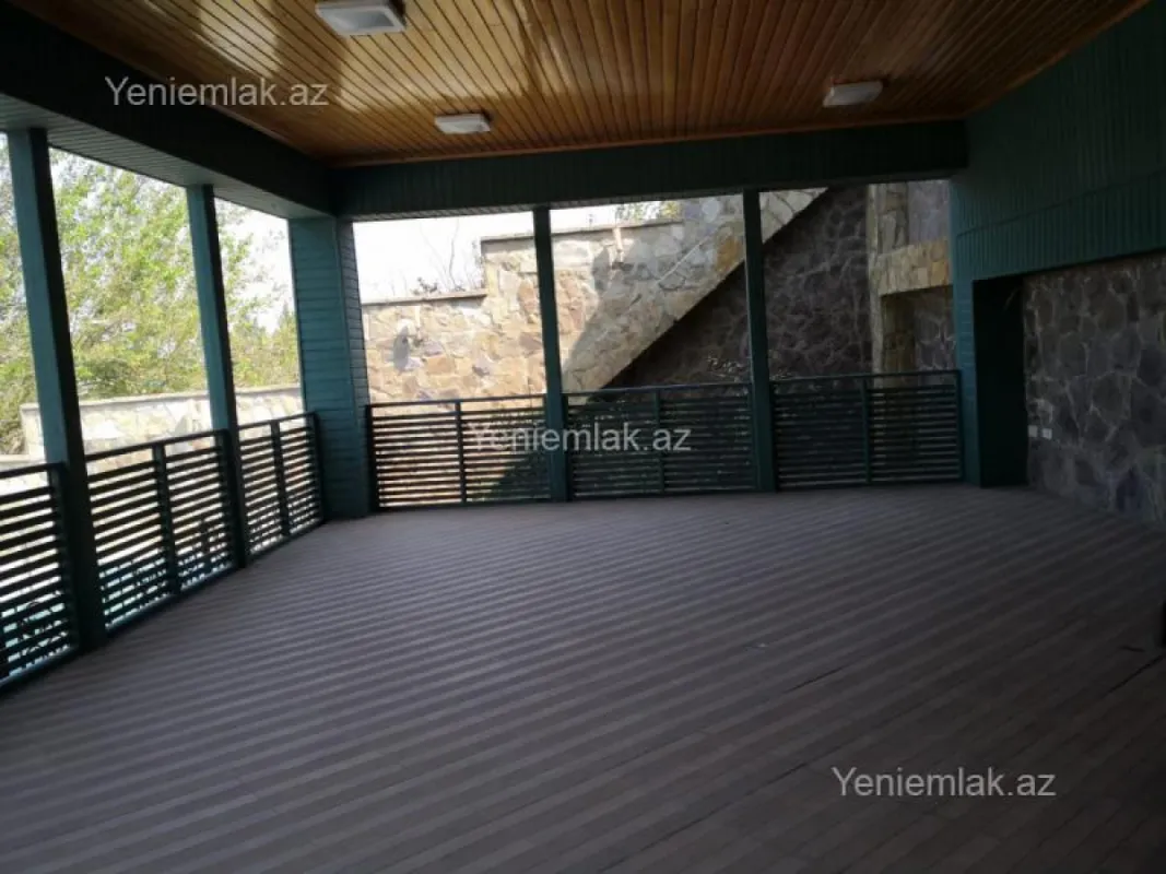 Satılır 4 otaqlı həyət evi 220 m²