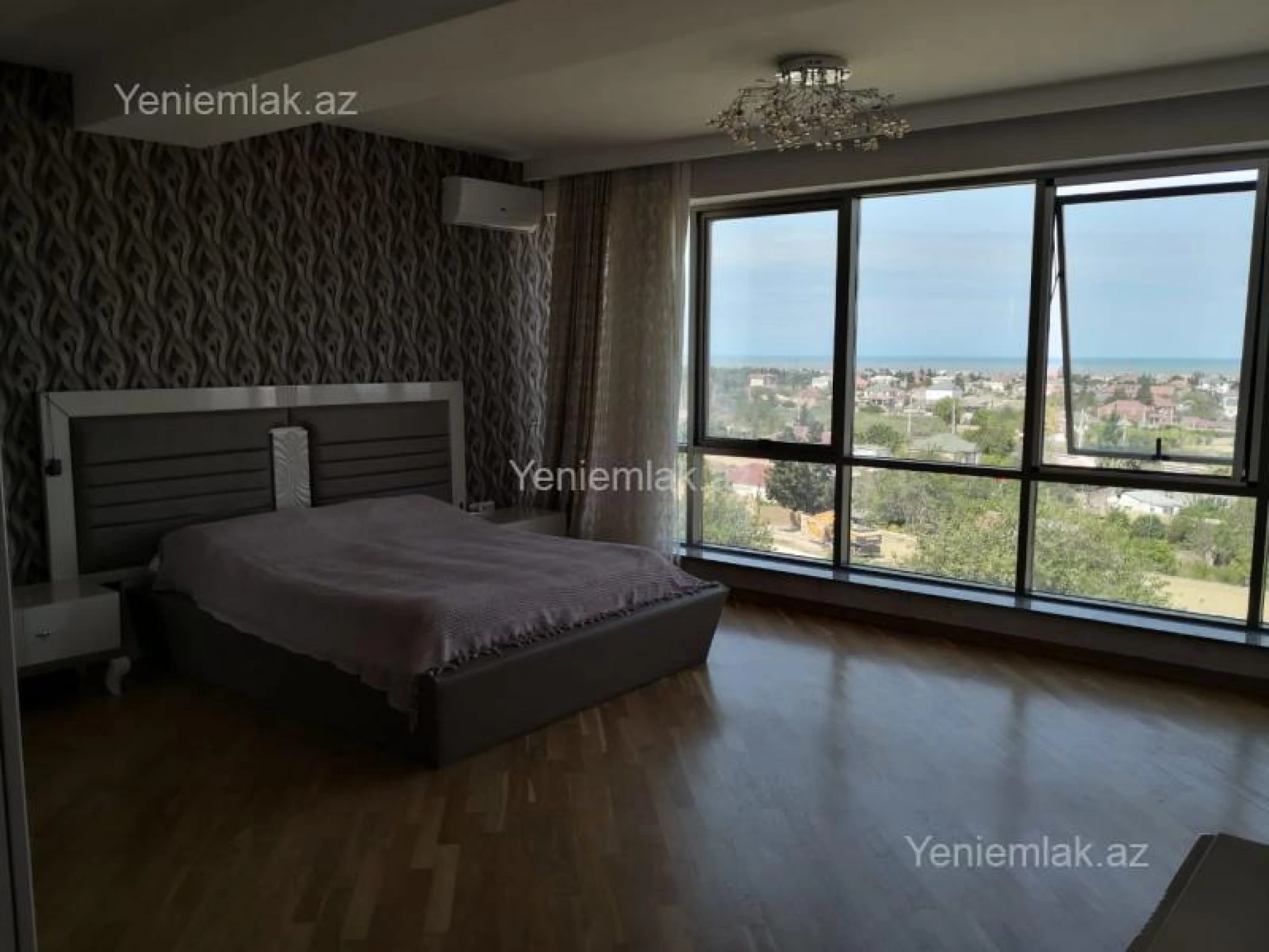 Satılır 4 otaqlı həyət evi 220 m²