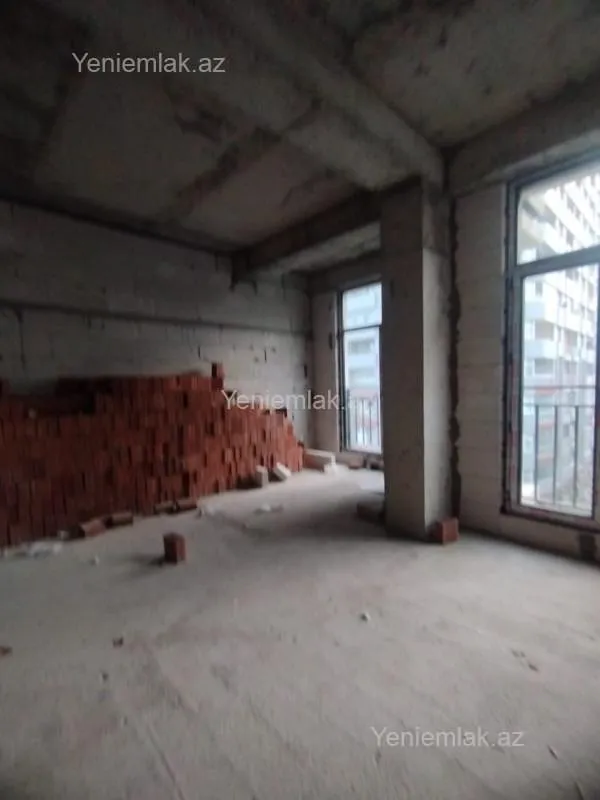 Satılır 3 otaqlı yeni tikili 157 m²