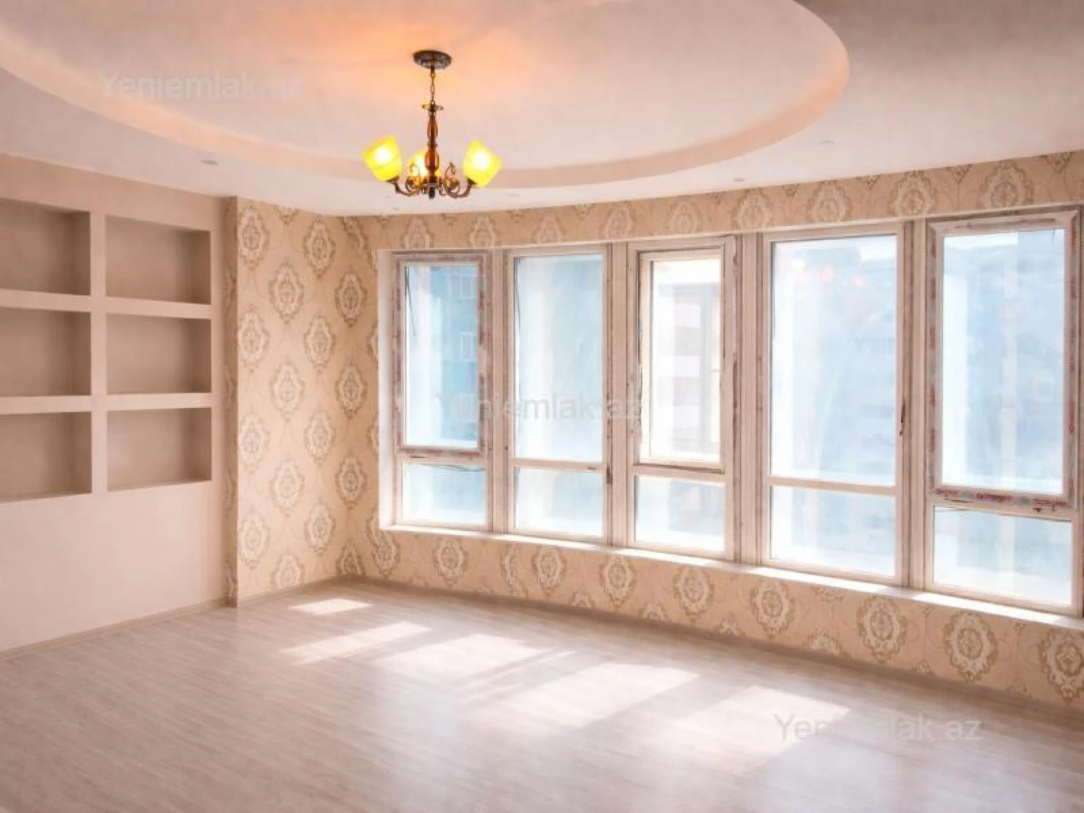 Satılır 2 otaqlı yeni tikili 85 m²