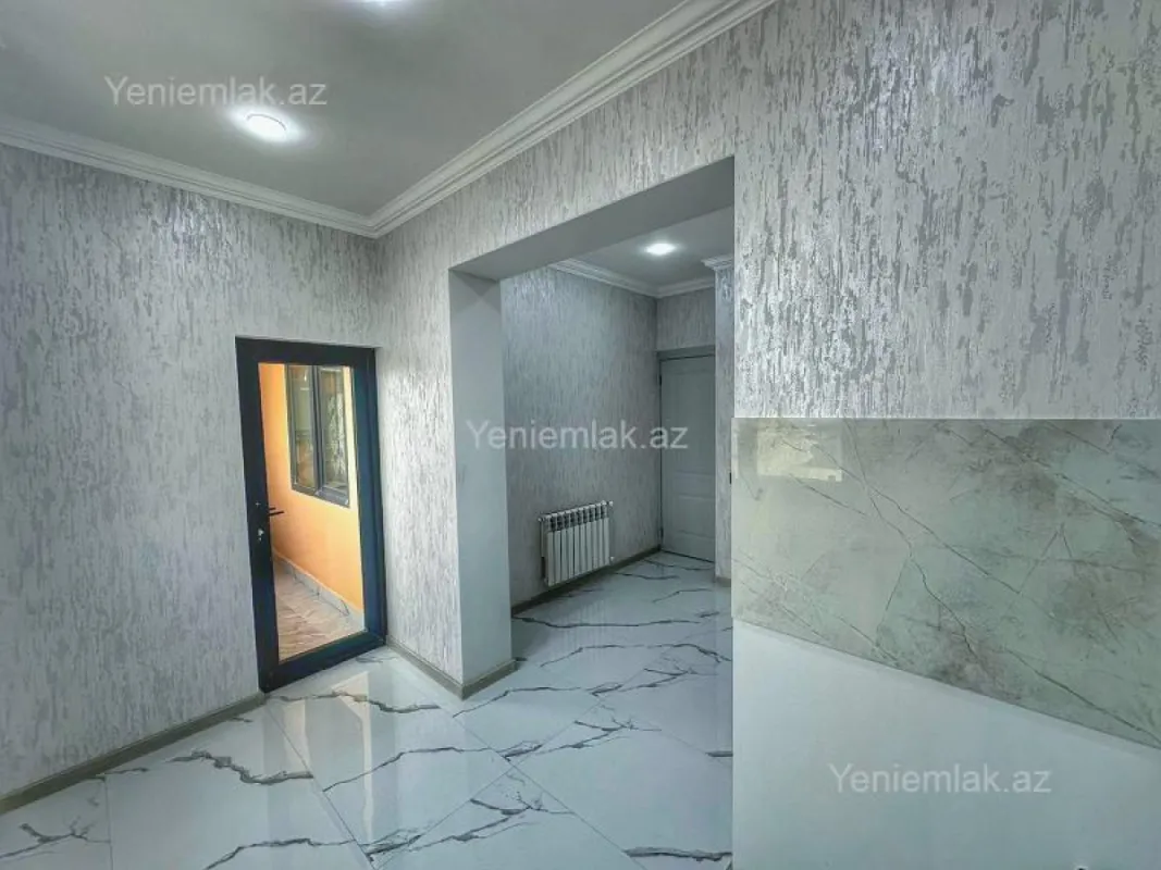 Satılır 5 otaqlı köhnə tikili 120 m²