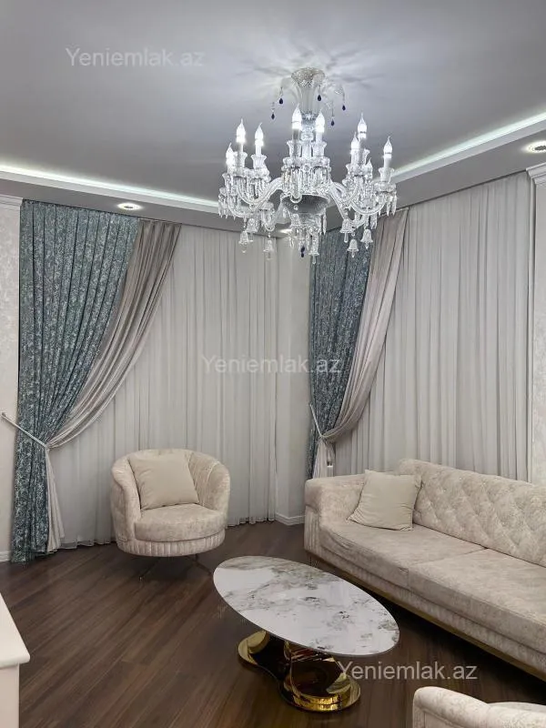 Satılır 3 otaqlı yeni tikili 148 m²