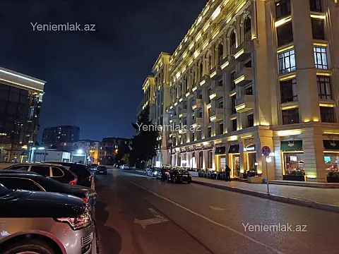 Satılır 2 otaqlı yeni tikili 90 m²