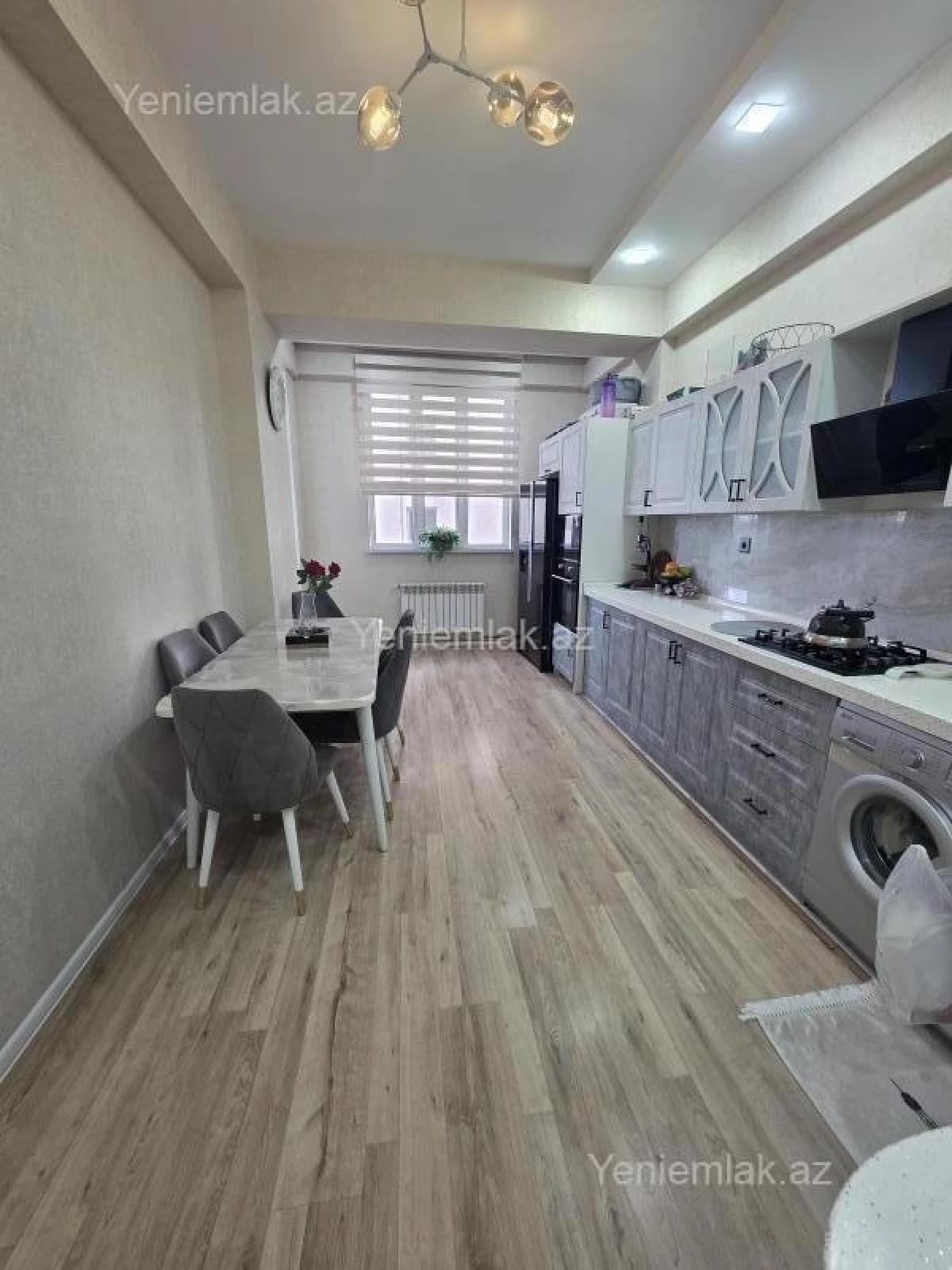 Satılır 3 otaqlı yeni tikili 125 m²