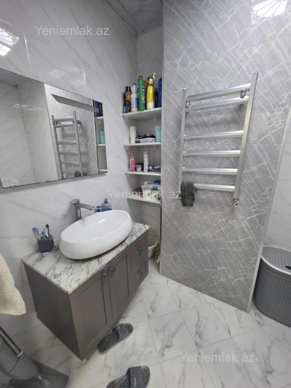 Satılır 3 otaqlı yeni tikili 125 m²