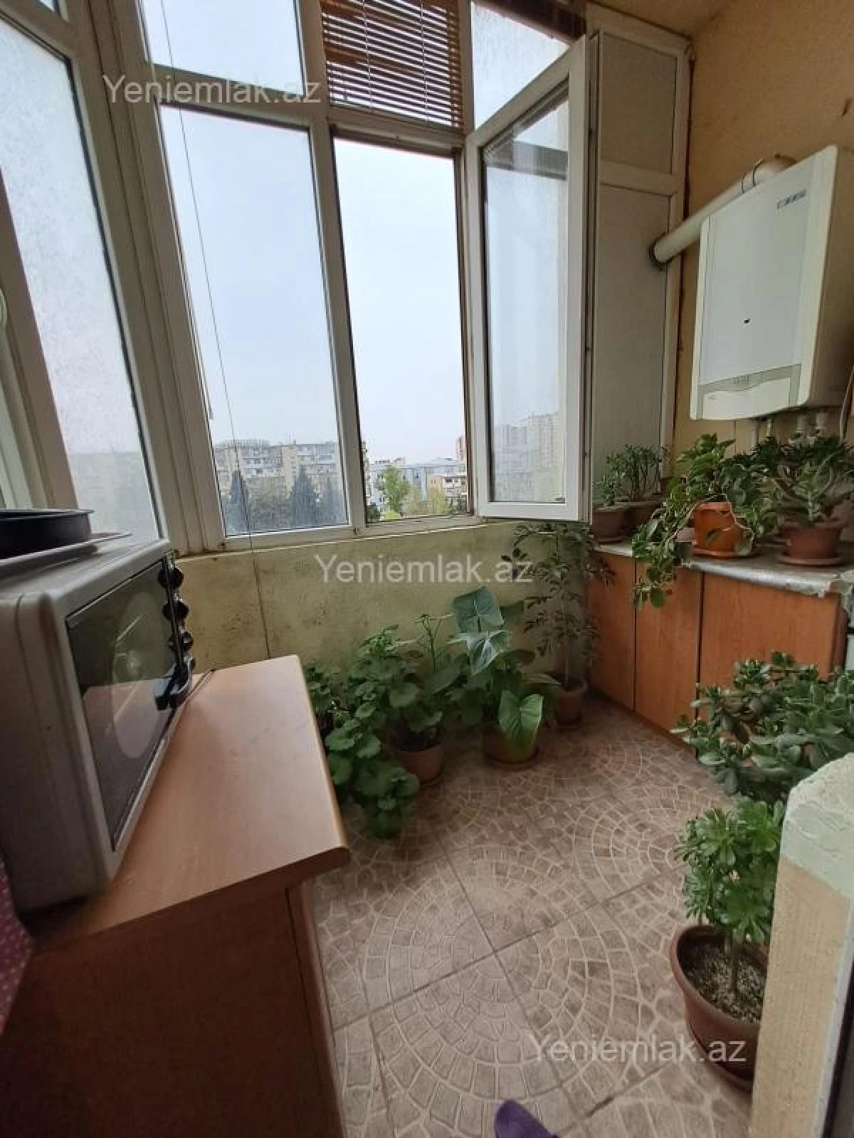 Satılır 3 otaqlı yeni tikili 105 m²
