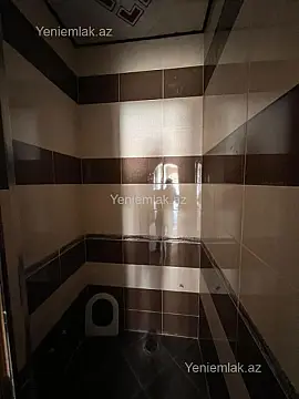 Satılır 6 otaqlı həyət evi 475 m²