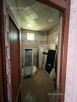 Satılır 6 otaqlı həyət evi 475 m²