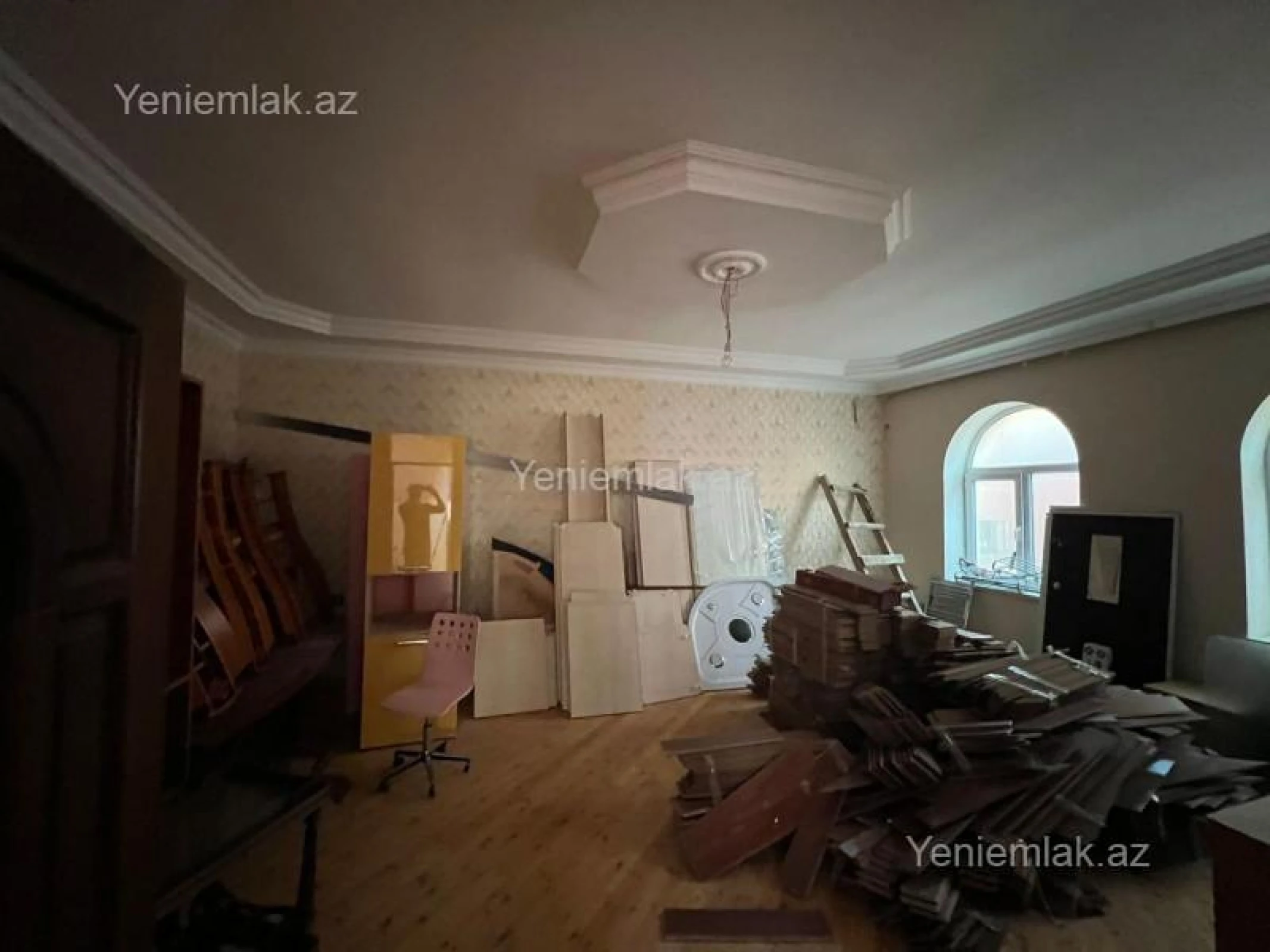 Satılır 6 otaqlı həyət evi 475 m²