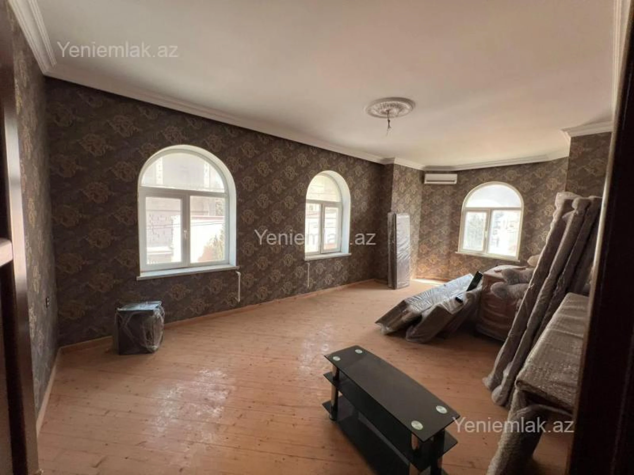 Satılır 6 otaqlı həyət evi 475 m²