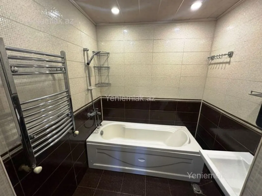 Satılır 2 otaqlı yeni tikili 80 m²