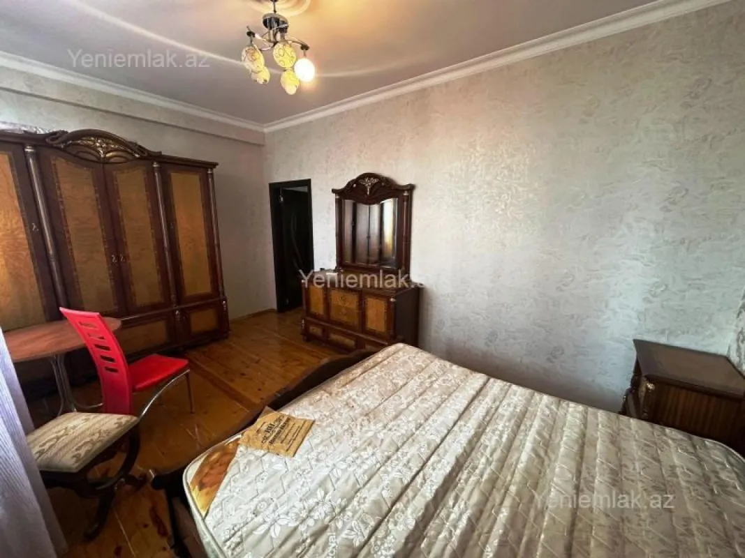 Satılır 2 otaqlı yeni tikili 80 m²