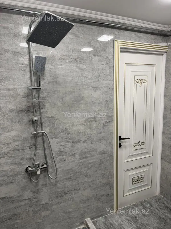 Satılır 3 otaqlı yeni tikili 120 m²