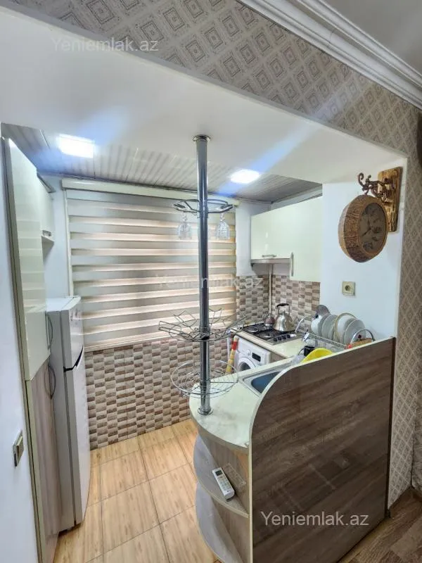 Satılır 2 otaqlı köhnə tikili 50 m²