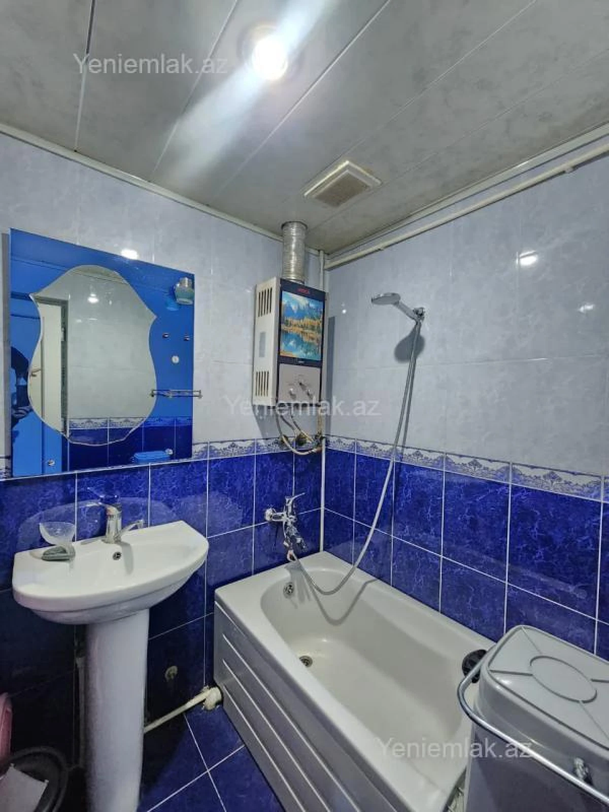 Satılır 2 otaqlı köhnə tikili 50 m²