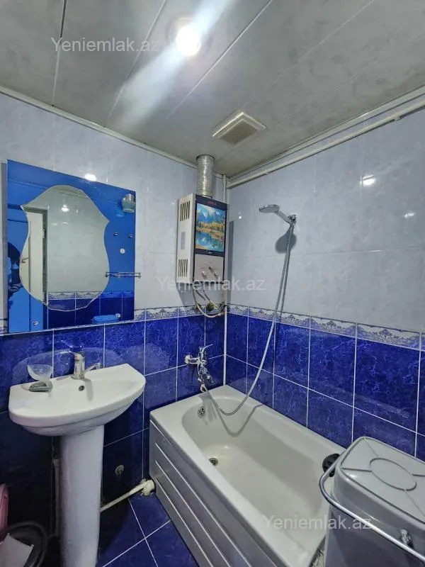 Satılır 2 otaqlı köhnə tikili 50 m²