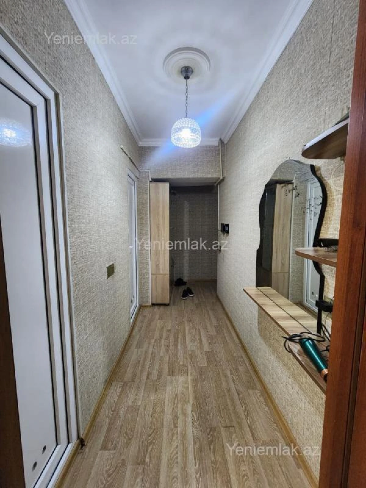 Satılır 2 otaqlı köhnə tikili 50 m²