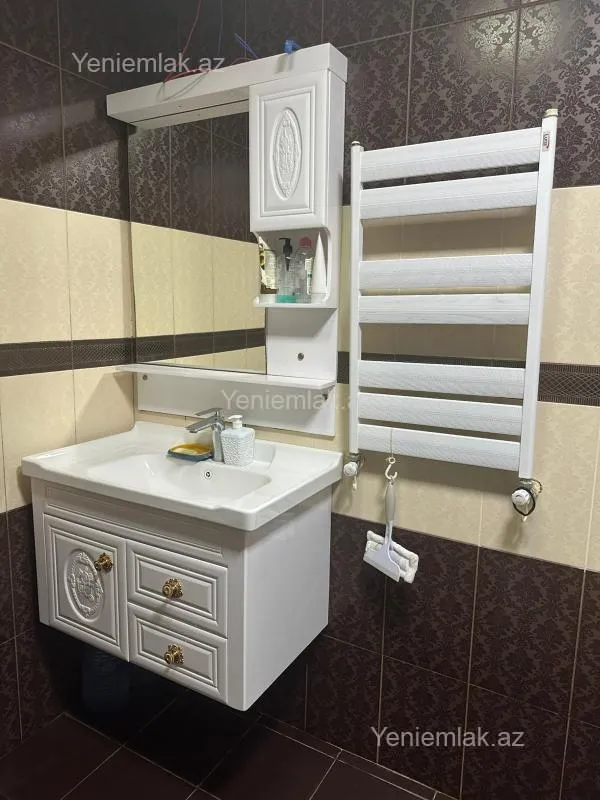 Satılır 4 otaqlı yeni tikili 141 m²