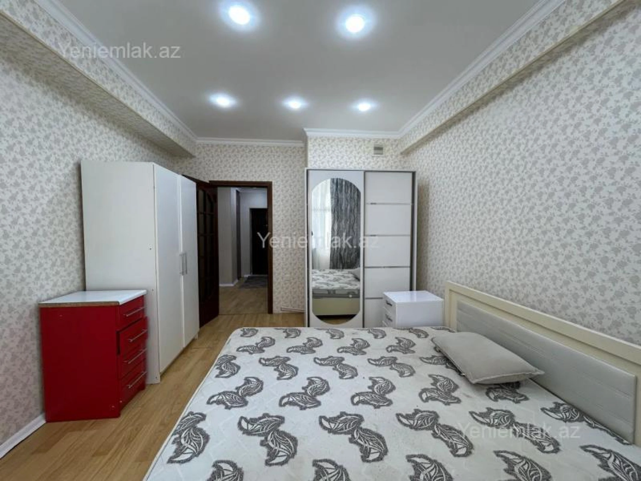 Satılır 2 otaqlı yeni tikili 55 m²