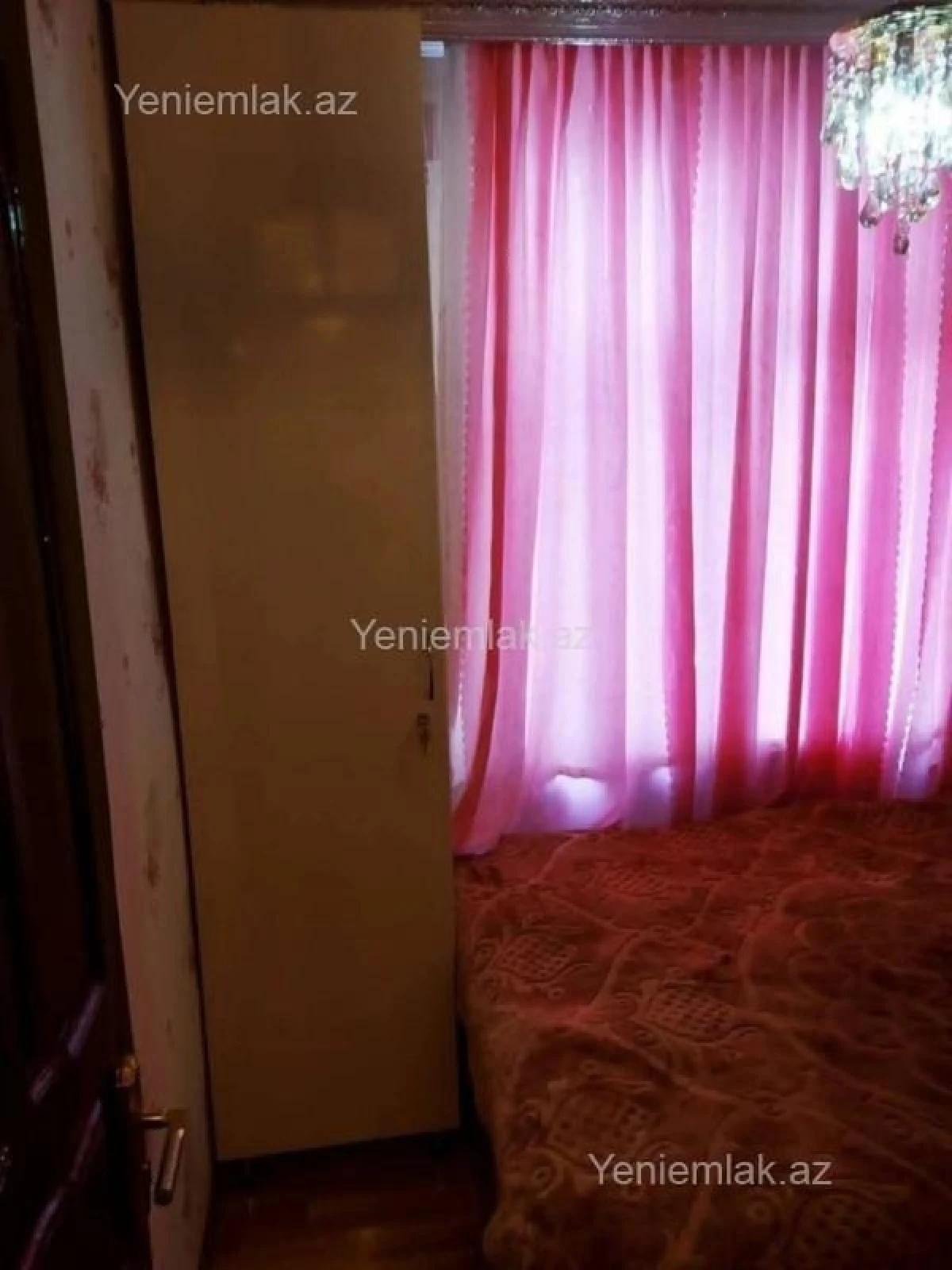 Satılır 1 otaqlı köhnə tikili 35 m²