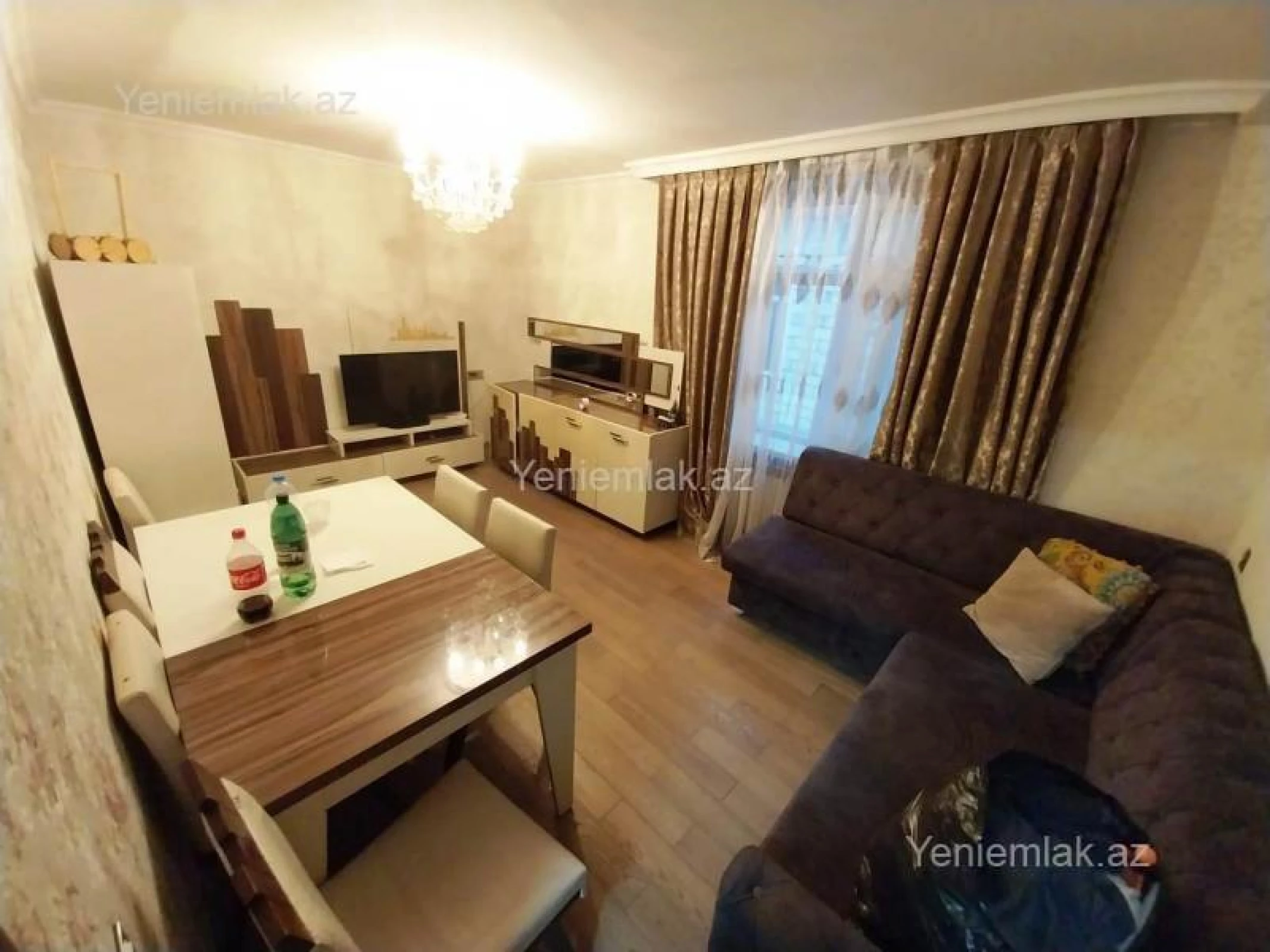Satılır 3 otaqlı köhnə tikili 80 m²