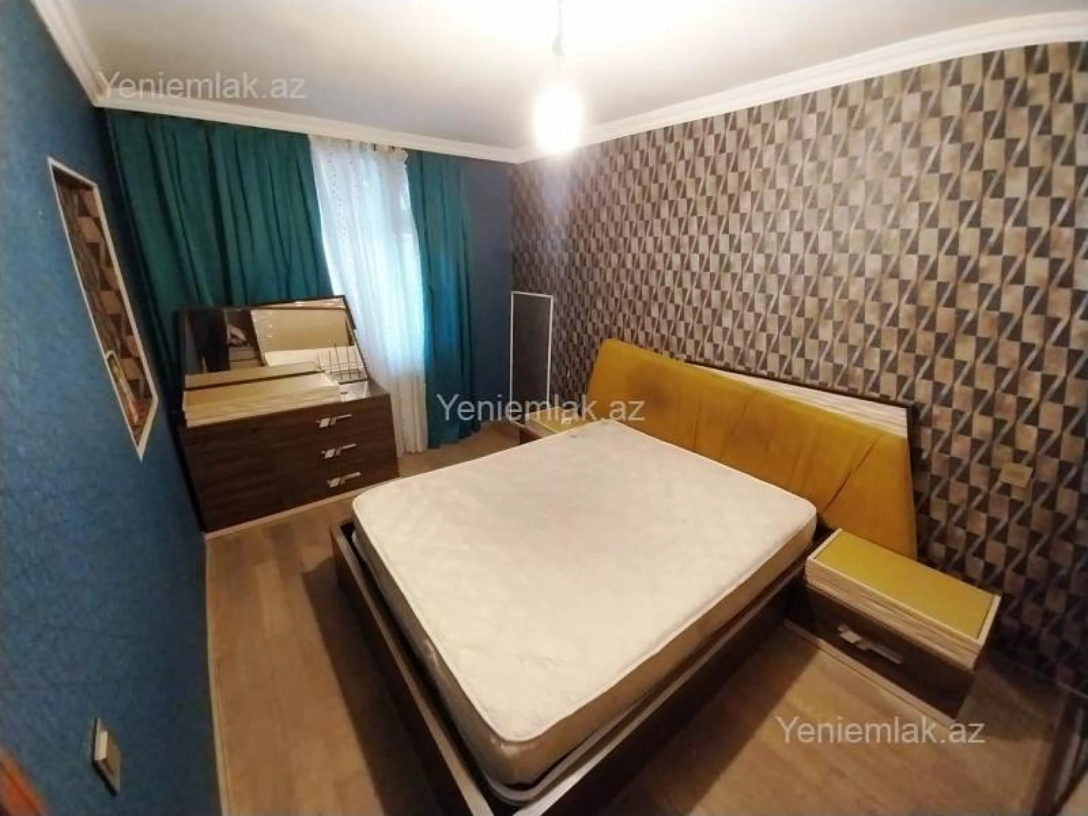 Satılır 3 otaqlı köhnə tikili 80 m²