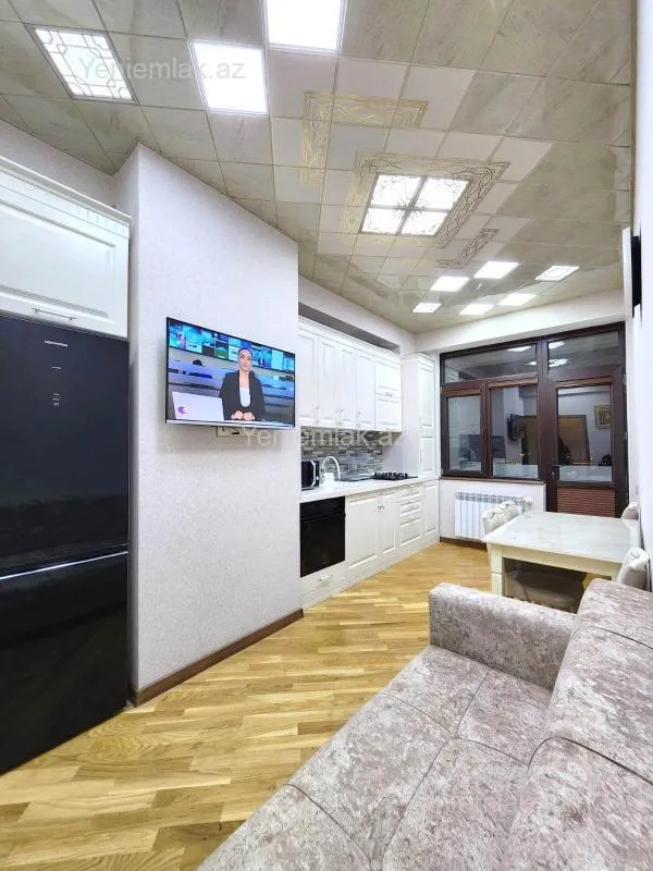 Satılır 2 otaqlı yeni tikili 82 m²