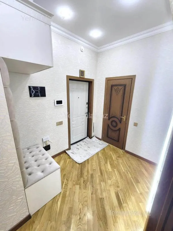 Satılır 2 otaqlı yeni tikili 82 m²