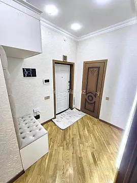 Satılır 2 otaqlı yeni tikili 82 m²