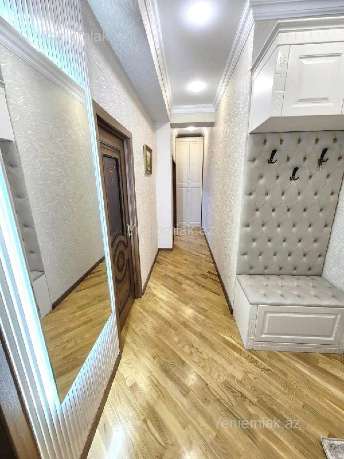 Satılır 2 otaqlı yeni tikili 82 m²