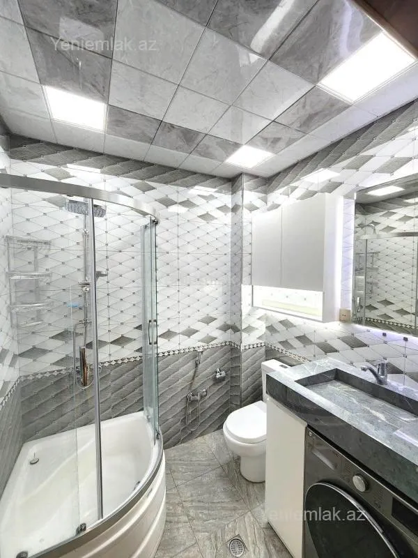 Satılır 2 otaqlı yeni tikili 82 m²