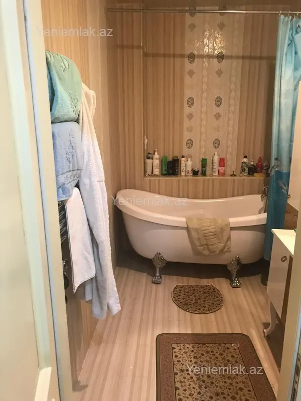 Satılır 4 otaqlı yeni tikili 126 m²